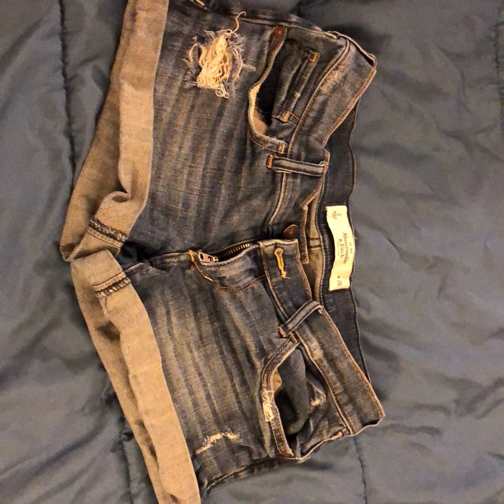 Abercrombie & Fitch short shorts